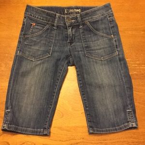 Hudson Bermuda length shorts